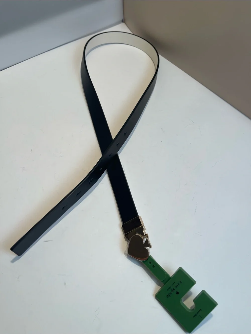Kate Spade New York Black White Reversible Leather Heart Buckle Belt Size L NWT